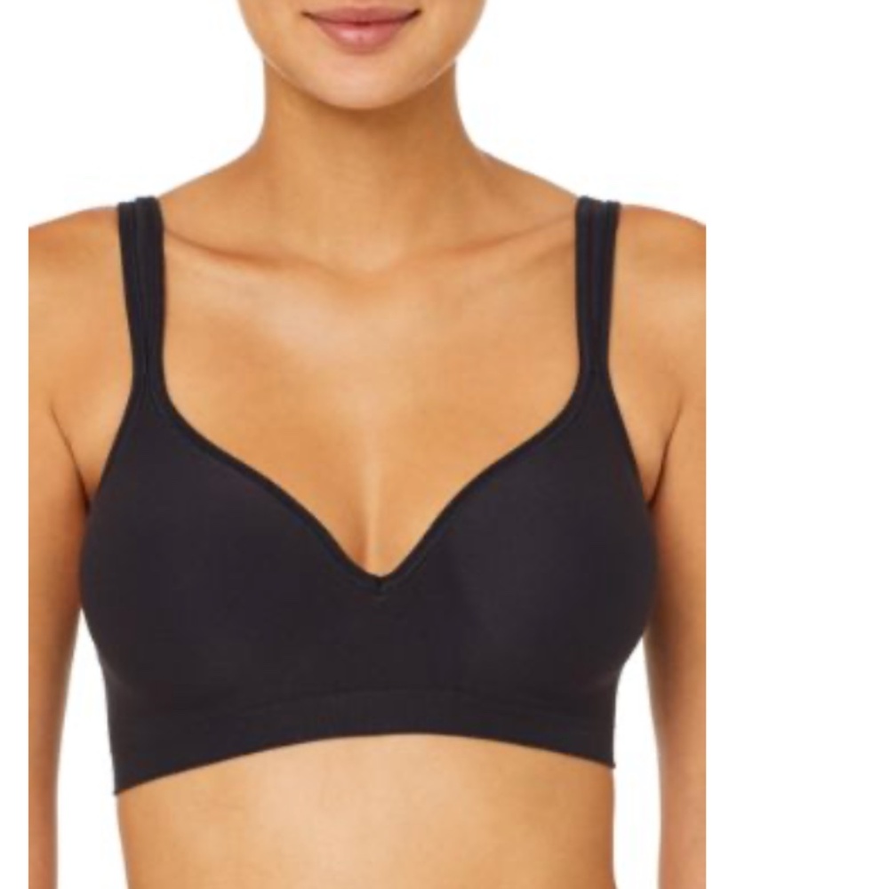 Bali Comfort Revolution Shaping Wireless Smoothing Bra 3463